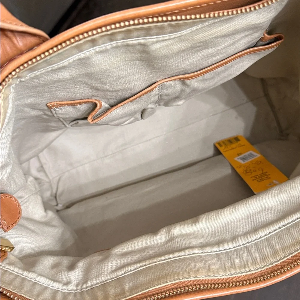 Rare TORY BURCH Jaden Tote Retails $498 - Picture 14 of 16